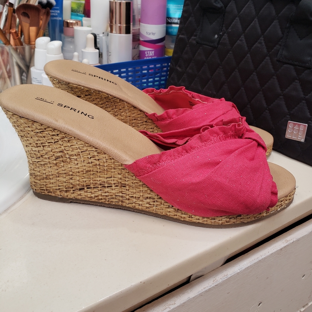 Call it Spring Pink Wedges
